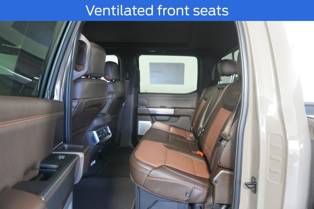 New 2026 Gray Ford King Ranch image 31