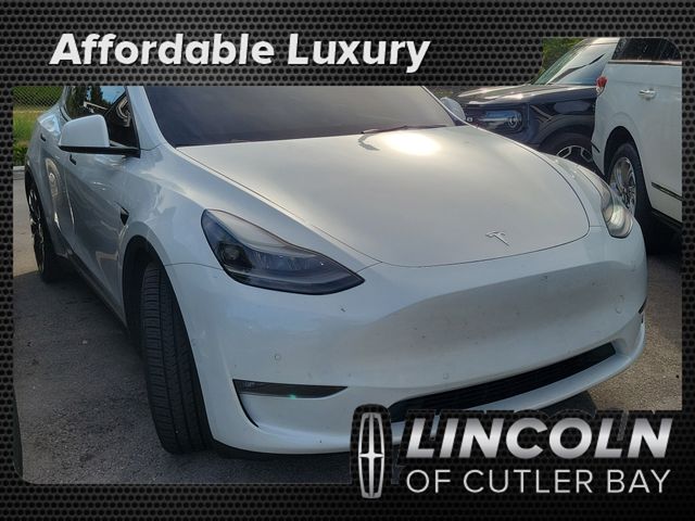 Pearl White Multi-Coat 2022 Tesla Model Y SUV / Crossover All-Wheel Drive 1-Speed Automatic