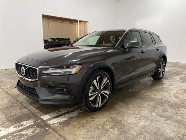 Bright Dusk Metallic 2025 Volvo V60 Wagon All-Wheel Drive Automatic