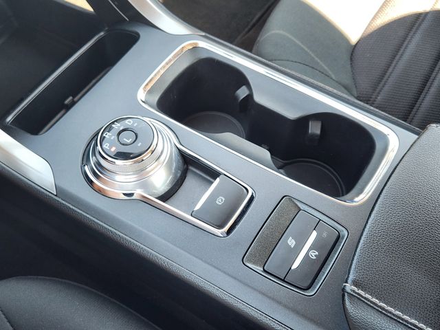 2020 Ford Fusion SE photo