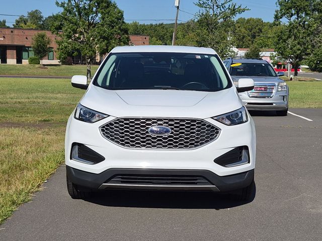 Used 2024 White Ford SEL image 16