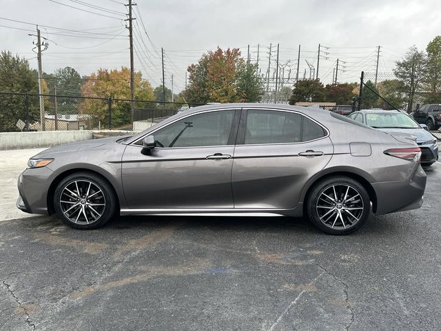 2021 Toyota Camry SE 2