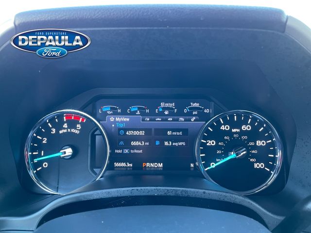 Oxford White 2022 Ford F-250 Super Duty Lariat Crew Cab 4WD Pickup Truck Four-Wheel Drive Automatic