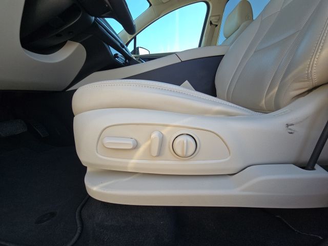 2022 Buick Enclave Essence:C02611