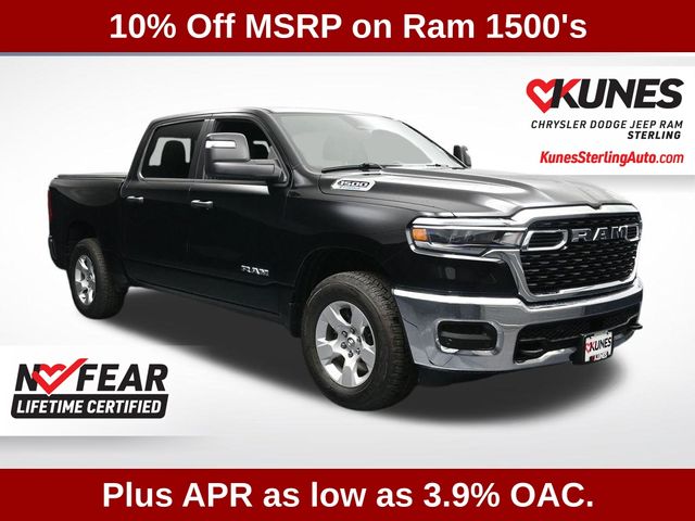 Diamond Black Crystal Pearlcoat 2025 RAM 1500 Tradesman Crew Cab 4WD Pickup Truck Four-Wheel Drive 8-Speed Automatic