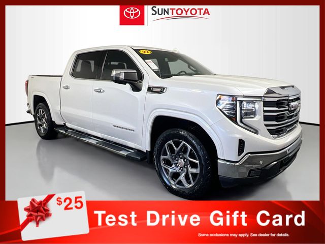 2022 GMC Sierra 1500 SLT Crew Cab 4WD