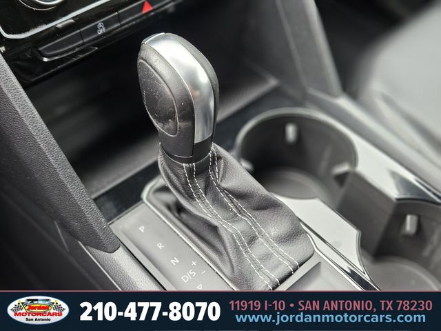 Used Car 2022 Volkswagen Atlas Cross Sport  3.6l V6 Se W/technology For Sale Under $30,000 In San Antonio, Texas