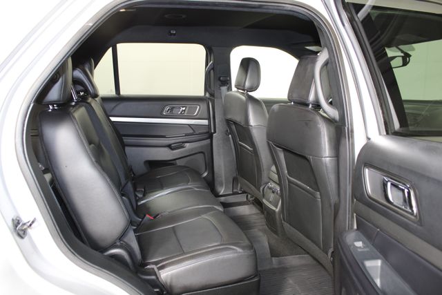 2018 Ford Explorer XLT photo