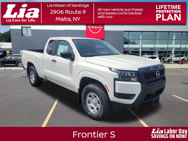 Glacier White 2026 Nissan Frontier Pickup Truck Four-Wheel Drive 9-Speed Automatic Overdrive