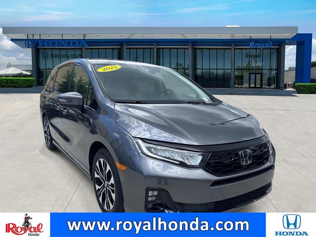 Gray (Modern Steel Metallic) 2025 Honda Odyssey Elite FWD Minivan Front-Wheel Drive Automatic