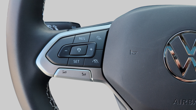 2025 Volkswagen Taos