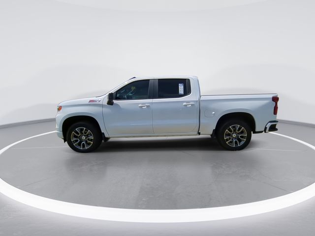 Used 2023 White Chevrolet RST image 5