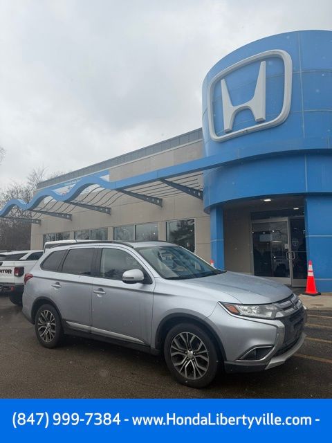 2016 Mitsubishi Outlander SE