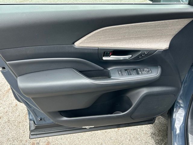 used 2025 Toyota Grand Highlander Hybrid car, priced at $55,999