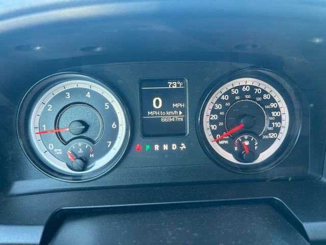 2019 Brilliant Black Crystal Pearlcoat Ram 1500 Classic Express 4X4 Truck