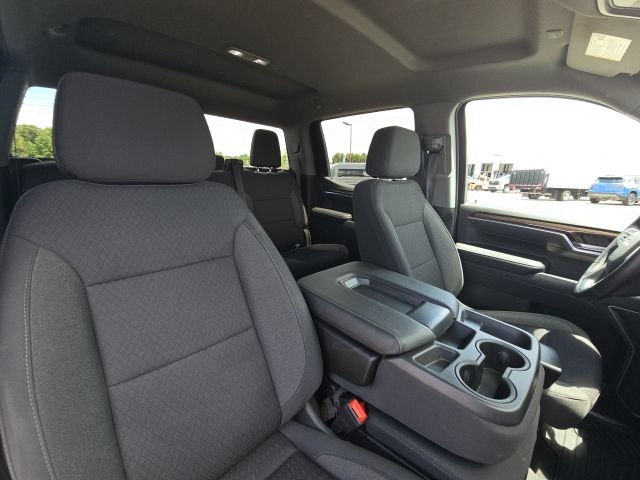 2022 Chevrolet Silverado 1500 LT:46753A