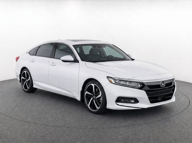 Used 2020  Honda Sport 2.0T image 3