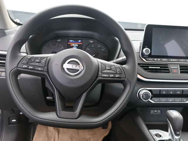 2025 Nissan Altima 2.5 S 20