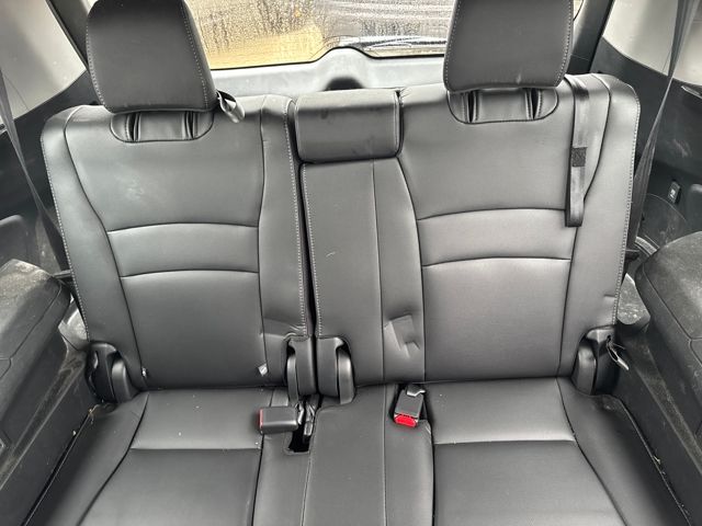 used 2021 Honda Pilot car, priced at $22,997