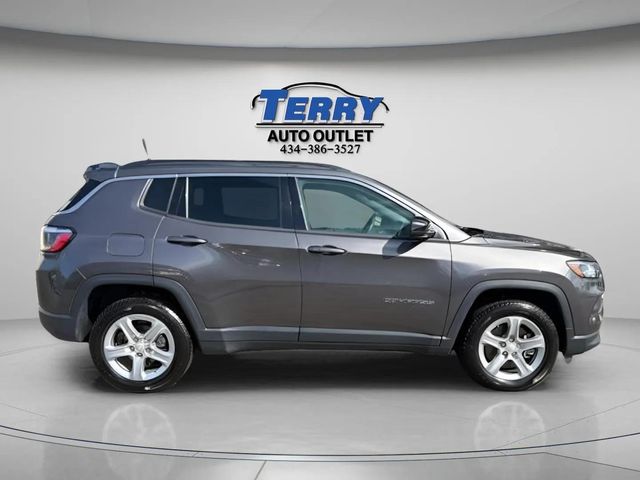 2024 Jeep Compass Latitude 4WD