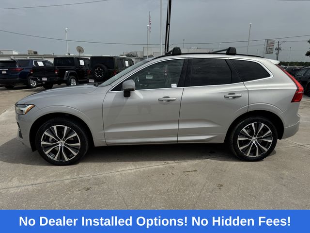 2022 Volvo XC60 B5 Momentum - 3