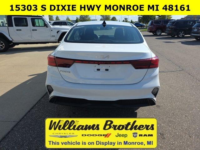 2023 Kia Forte LXS - Snow White Pearl exterior view 6