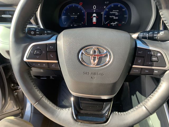 Used 2023 Toyota Highlander SUV