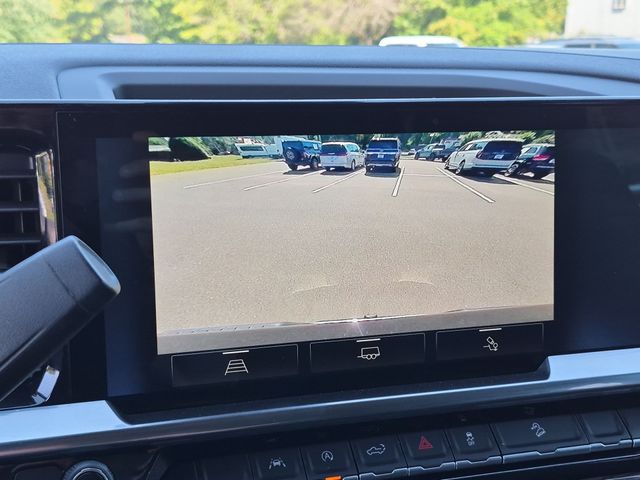 Used 2025 Black Chevrolet LT image 26