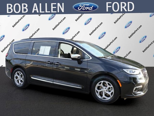 Used 2023 Chrysler Pacifica Limited with VIN 2C4RC1GG4PR534738 for sale in Kansas City