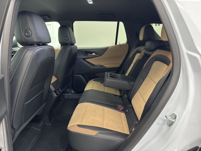 new 2026 Chevrolet Equinox car, priced at $32,670