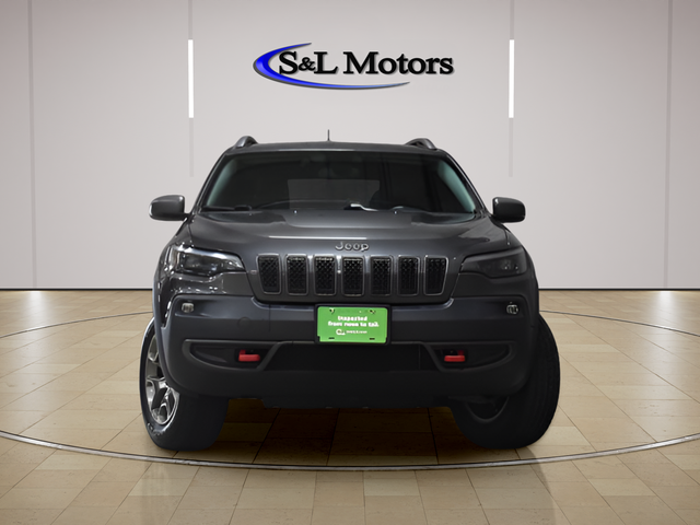 View vehicle photo 6
