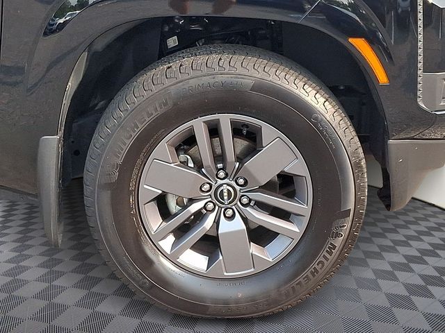 Used 2025 Nissan Frontier Truck