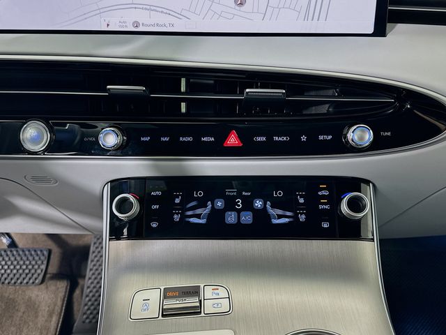 Thumbnail: 2026 Genesis GV70 - 16