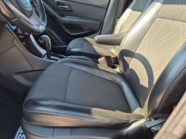 2019 Chevrolet Trax - Image 12