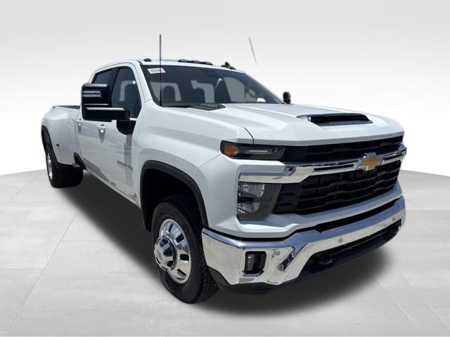 2026 Chevrolet Silverado 3500HD LT