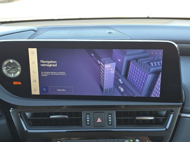 2023 Lexus ES 350 Luxury:B01893