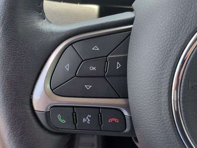 Used 2022 Gray Jeep Limited image 17