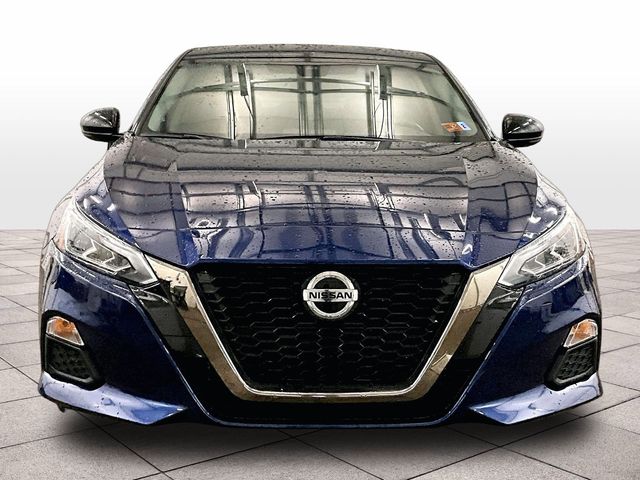2020 Nissan Altima 2.5 SR Blue at John Sisson Motors