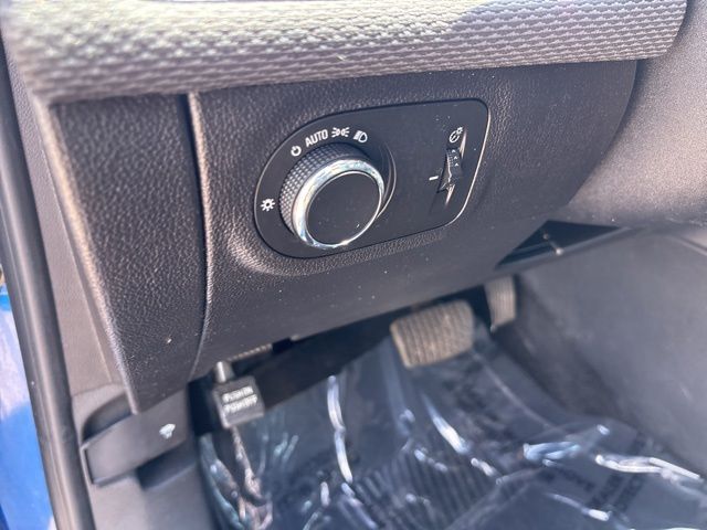 Used 2016 Blue Chevrolet LT image 15