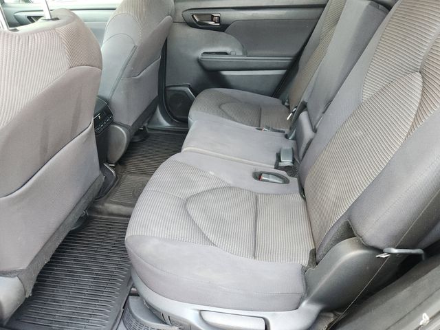 Used 2024 Toyota Highlander Hybrid SUV