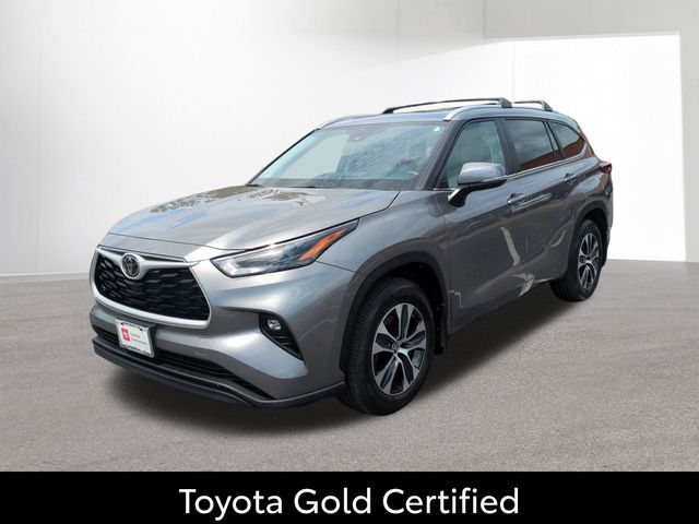 Heavy Metal 2025 Toyota Highlander SUV / Crossover All-Wheel Drive 8-Speed Automatic