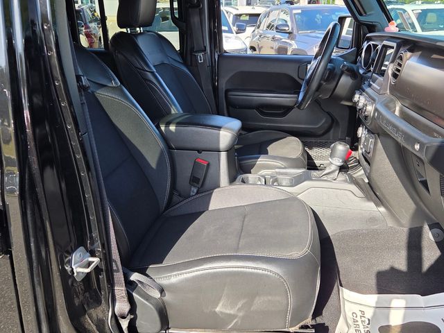 Used 2020 Black Jeep Unlimited Freedom Edition image 15