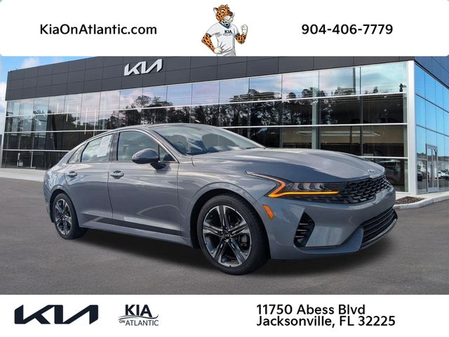 Silver 2021 Kia K5 Sedan Front-Wheel Drive 8-Speed Automatic