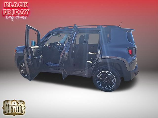 2017 Jeep Renegade Trailhawk 10