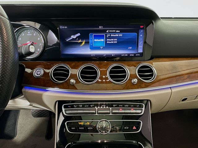 Thumbnail: 2018 Mercedes-Benz E-Class - 15