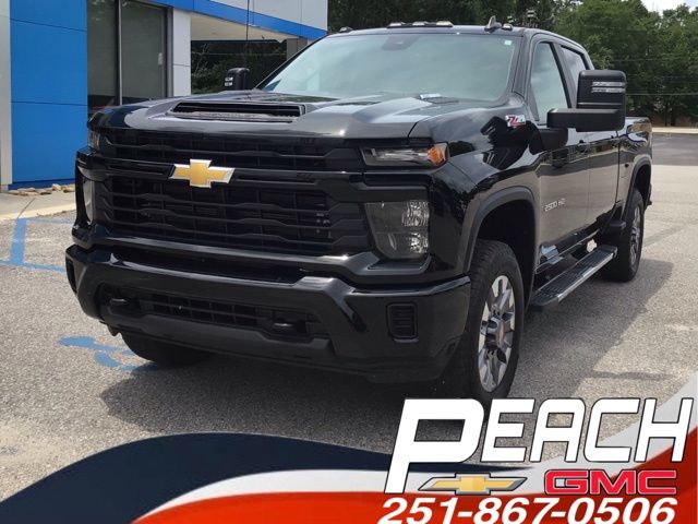 2024 Chevrolet Silverado 2500HD Custom Crew Cab 4WD