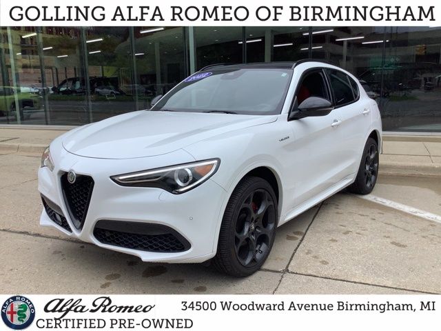 2022 Alfa Romeo Stelvio Veloce AWD