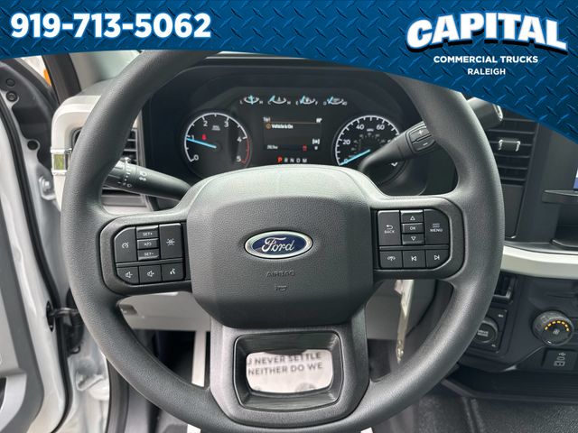 New 2026 White Ford 12FT DUMP/NO SIDES image 25