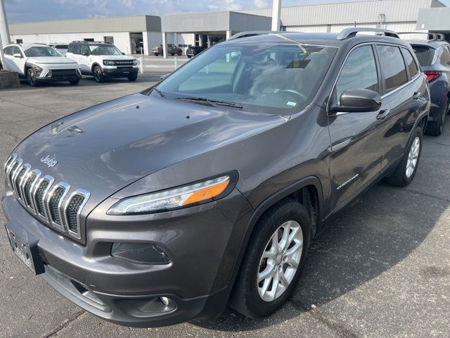 Gray (Granite Crystal Metallic Clearcoat) 2018 Jeep Cherokee Latitude Plus FWD SUV / Crossover Front-Wheel Drive 9-Speed Automatic