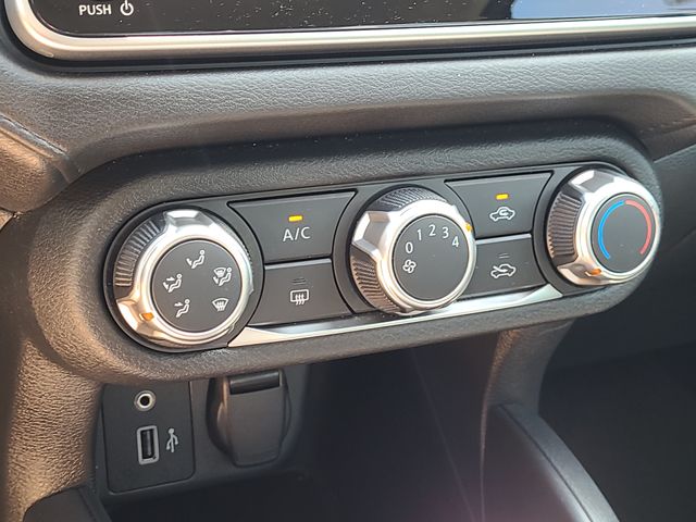 Used 2025 Nissan Versa Sedan
